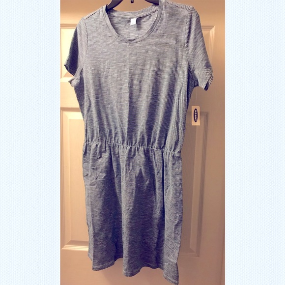 Old Navy Dresses & Skirts - NWT OLD NAVY Women’s T-Shirt Dress, blue and white striped, short sleeve, sz L